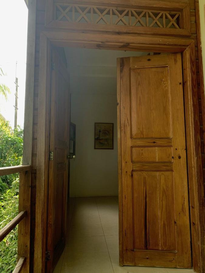 Hostal Casaluna San Andres ภายนอก รูปภาพ